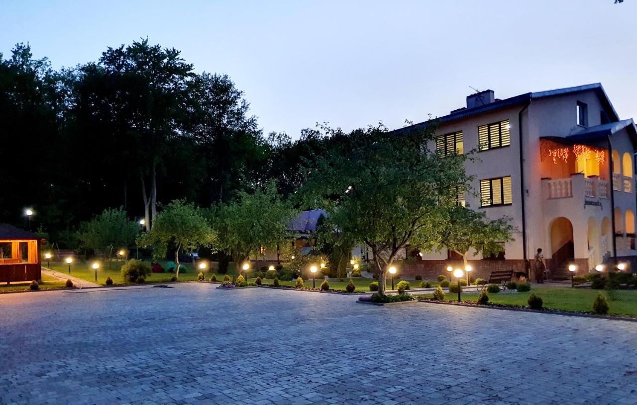 Villa Zenko Briuhovîci Exterior foto
