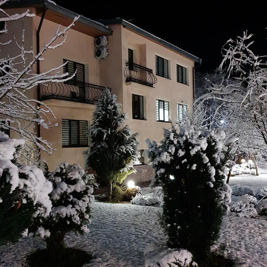 Villa Zenko Briuhovîci Exterior foto